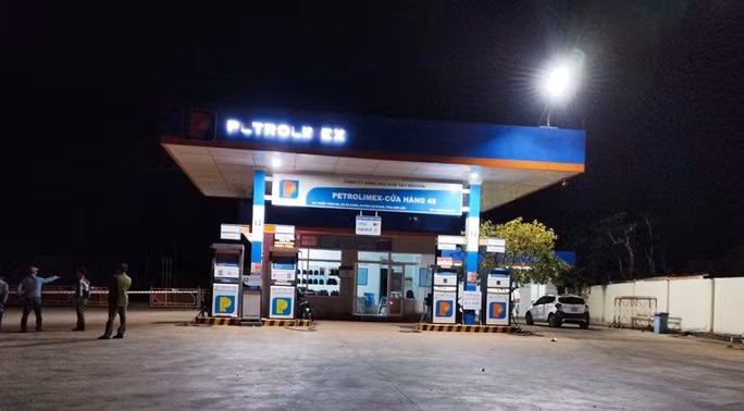 Cửa hàng xăng dầu số 45 - nơi xảy ra án mạng