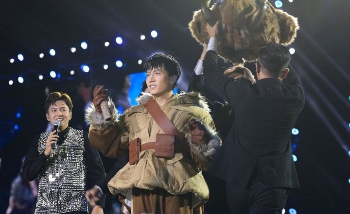 &quot;Voi Bản Đôn&quot; Anh Tú là quán quân của chương trình.