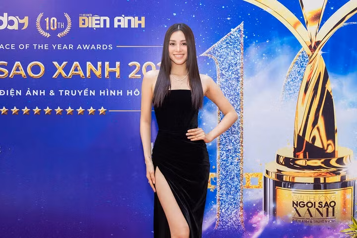 Hoa hậu Tiểu Vy được đề cử "Nữ chính xuất sắc nhất" ở hạng mục Web drama.