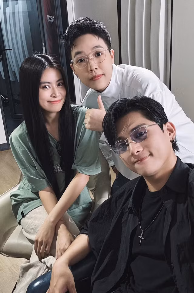 Kai Đinh bắt tay cùng Hoàng Thùy Linh và GREY D