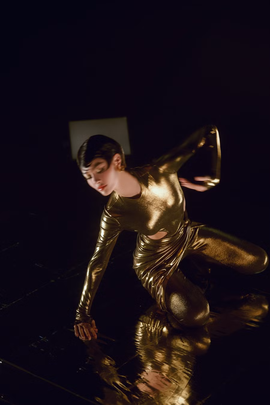 Lona Kiều Loan đổi mới hình ảnh sau Thích hay là yêu còn chưa biết, Đố anh quên được em.