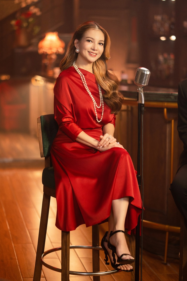 Khán giả khó nhận ra Phạm Thanh Thảo sau thời gian dài định cư tại Mỹ Khán giả khó nhận ra Phạm Thanh Thảo sau thời gian dài định cư tại Mỹ