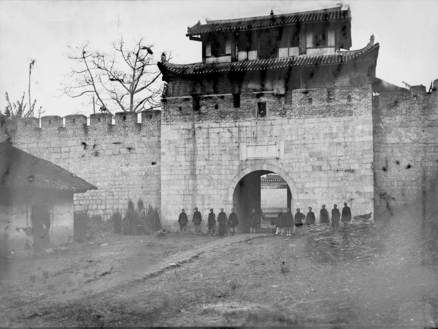 Ải Nam Quan xưa (ảnh tư liệu) Ải Nam Quan xưa (ảnh tư liệu)