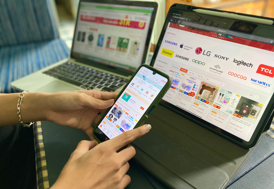 Gia Lai đang đẩy mạnh giao dịch thương mại điện tử. Ảnh: Hà Duy Gia Lai đang đẩy mạnh giao dịch thương mại điện tử. Ảnh: Hà Duy