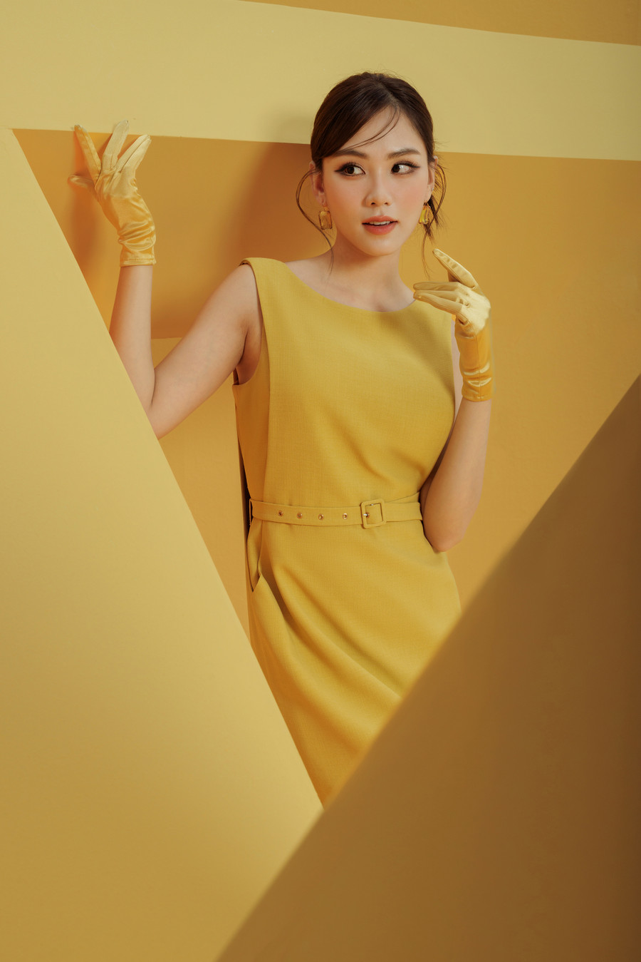 Hoa hậu Mai Phương tiết lộ định hướng mới sau khi thi Miss World - Ảnh 4. Vì là người của công chúng nên Mai Phương cũng cẩn trọng hơn trong việc lựa chọn trang phục để không gây những phản ứng trái chiều. Ảnh: NVCC