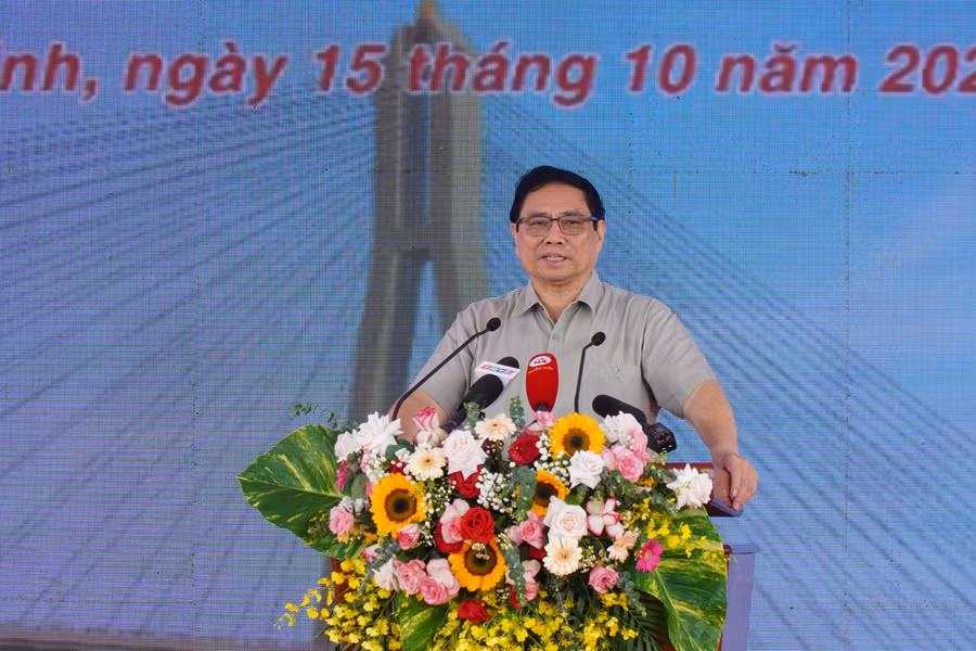 Thủ tướng Phạm Minh Chính phát biểu chỉ đạo tại lễ khởi công cầu Đại Ngãi