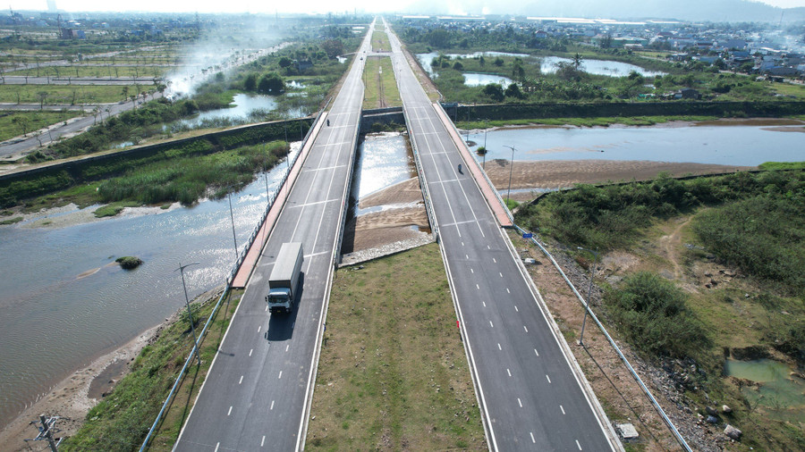 Đường Vành đai phía Tây 2 (giai đoạn 1) góp phần hoàn thiện hệ thống trục chính của thành phố Đường Vành đai phía Tây 2 (giai đoạn 1) góp phần hoàn thiện hệ thống trục chính của thành phố