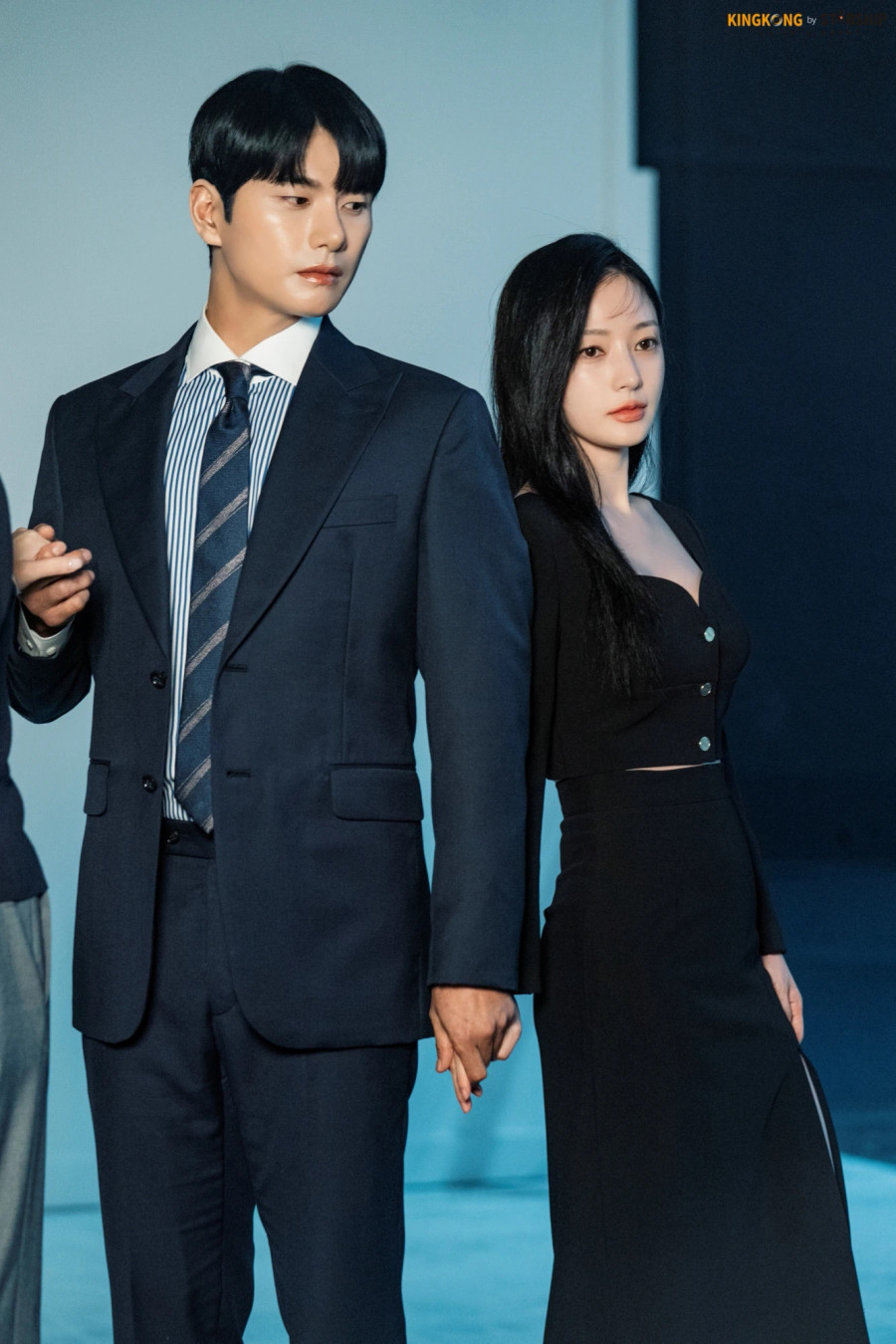 Ở tập 6 Cô đi mà lấy chồng tôi, Jung Soo Min âm thầm tiếp cận Park Min Hwan (Lee Yi Kyung) dù biết hắn là người yêu của cô bạn thân Kang Ji Won. Khán giả kỳ vọng Song Ha Yoon sẽ bị trả giá ở các tập tiếp theo. Tập 6 đạt rating 7,8%, tăng 0,4% so với tập 5 Ở tập 6 Cô đi mà lấy chồng tôi, Jung Soo Min âm thầm tiếp cận Park Min Hwan (Lee Yi Kyung) dù biết hắn là người yêu của cô bạn thân Kang Ji Won. Khán giả kỳ vọng Song Ha Yoon sẽ bị trả giá ở các tập tiếp theo. Tập 6 đạt rating 7,8%, tăng 0,4% so với tập 5
