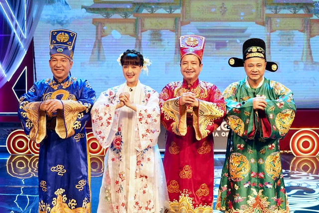 Từ trái qua: Nghệ sĩ Quang Thắng, Vân Dung, Chí Trung và Tự Long Từ trái qua: Nghệ sĩ Quang Thắng, Vân Dung, Chí Trung và Tự Long