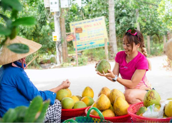 Bưởi trụ Đại Bình là sản phẩm đặc trưng của địa phương. Bưởi trụ Đại Bình là sản phẩm đặc trưng của địa phương.