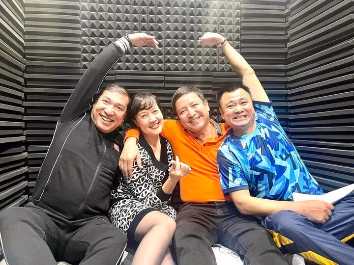 Các nghệ sĩ đang tập luyện cho Táo quân 2024.