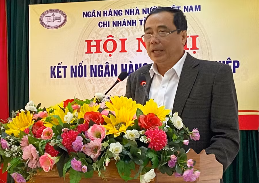 Ông Nguyễn Hữu Nghị-Giám đốc NHNN-Chi nhánh tỉnh. Ảnh: S.C