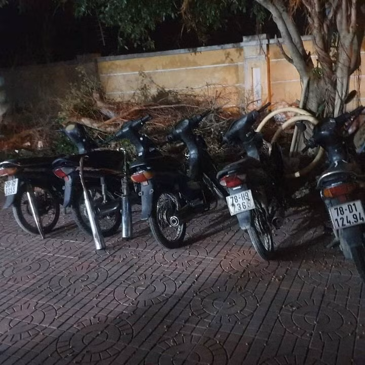 Tang vật của các thiếu niên đã trộm. Ảnh: CACC Tang vật của các thiếu niên đã trộm. Ảnh: CACC