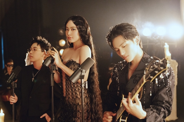 Sự kết hợp của 3 giọng ca thu hút sự chú ý Sự kết hợp của 3 giọng ca thu hút sự chú ý