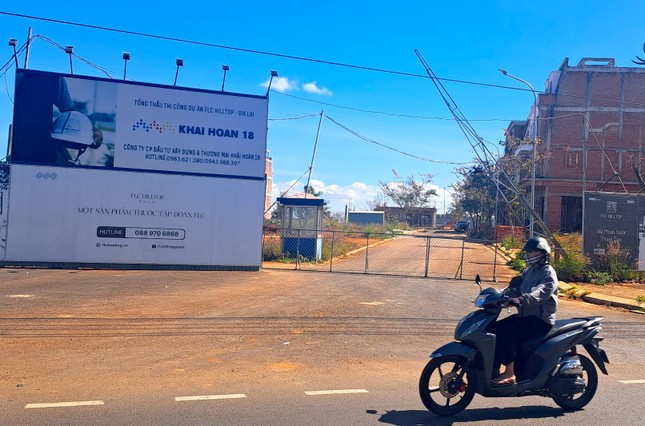 Cổng vào Dự án FLC Hilltop Gia Lai. Cổng vào Dự án FLC Hilltop Gia Lai.
