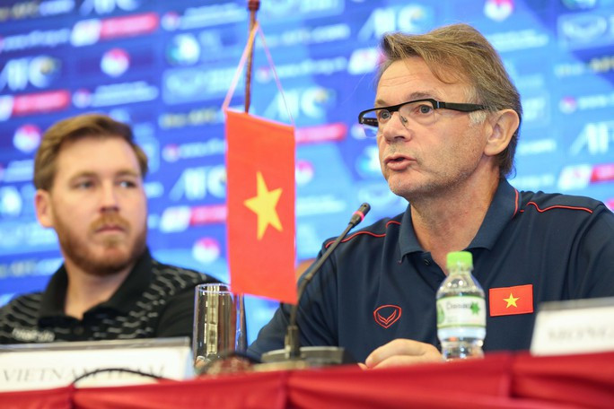 Ông Philippe Troussier từng dẫn dắt tuyển U19 Việt Nam Ông Philippe Troussier từng dẫn dắt tuyển U19 Việt Nam