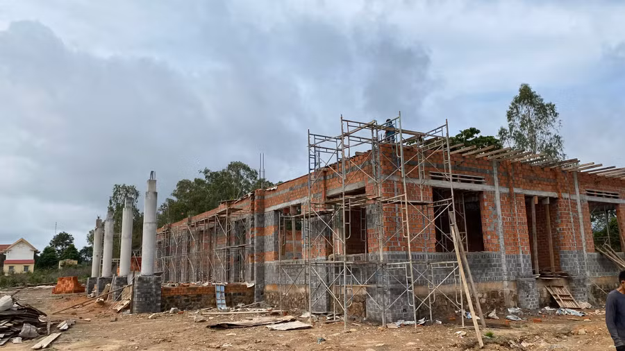 Ngân hàng Nhà nước chỉ đạo các tổ chức tín dụng bám sát danh mục, kế hoạch đầu tư phát triển kinh tế-xã hội của tỉnh để mở rộng tín dụng. Ảnh: Sơn Ca