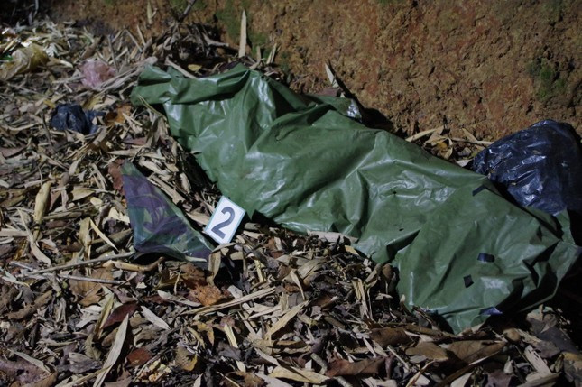 Hiện trường vụ án giấu xác tại Kon Tum 24 giờ phá án giết người, giấu xác ở Kon Tum ảnh 2