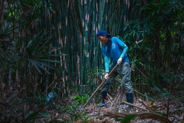 Người đẹp sinh năm 1992 nói việc đóng góp cho cộng đồng là những điều cô muốn thực hiện sau đăng quang