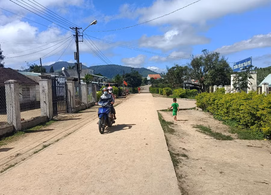 Một góc làng Pốt. Ảnh: R’Ô HOK