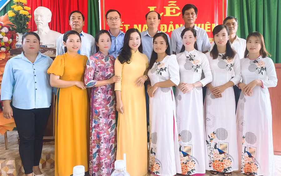 Từ đầu năm đến nay, các tổ chức cơ sở Đảng tại huyện Phú Thiện kết nạp được 30 đảng viên mới. Ảnh: Vũ Chi