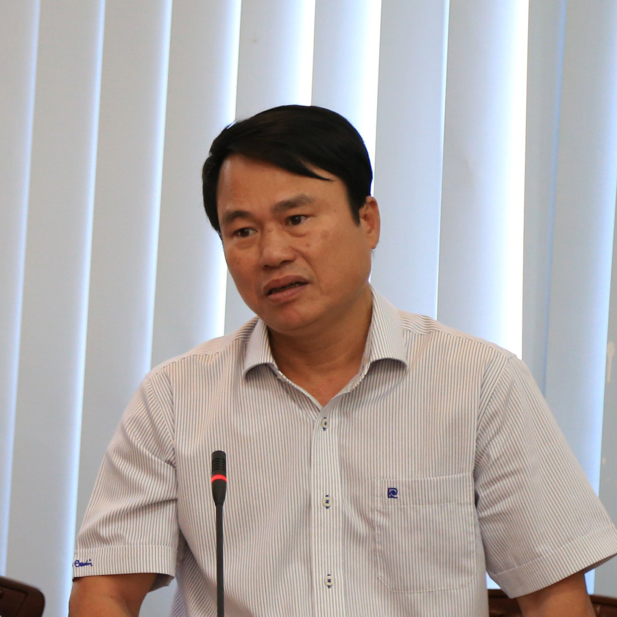 Giám đốc Sở TN-MT Đắk Nông Nguyễn Văn Hiệp cho rằng, ngành Tài nguyên đang chủ động tham mưu, tìm cách tháo gỡ ràng buộc của cơ chế trong công tác giải phóng mặt bằng Giám đốc Sở TN-MT Đắk Nông Nguyễn Văn Hiệp cho rằng, ngành Tài nguyên đang chủ động tham mưu, tìm cách tháo gỡ ràng buộc của cơ chế trong công tác giải phóng mặt bằng