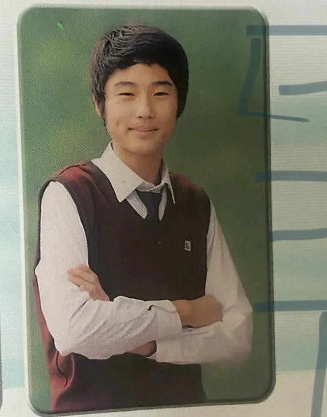 Hình ảnh thời trung học hiếm hoi của nam diễn viên Hình ảnh thời trung học hiếm hoi của nam diễn viên
