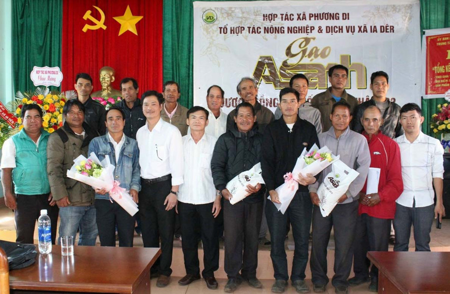 Tổ hợp tác nông nghiệp và Dịch vụ xã Ia Dêr liên kết tiêu thụ sản phẩm gạo A Sanh. Ảnh: T.N Tổ hợp tác nông nghiệp và Dịch vụ xã Ia Dêr liên kết tiêu thụ sản phẩm gạo A Sanh. Ảnh: T.N