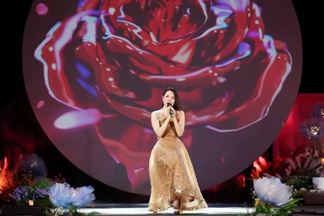 Mỹ Tâm thể hiện loạt hit tại liveshow My Soul 1981 Hồ Tràm Mỹ Tâm thể hiện loạt hit tại liveshow My Soul 1981 Hồ Tràm