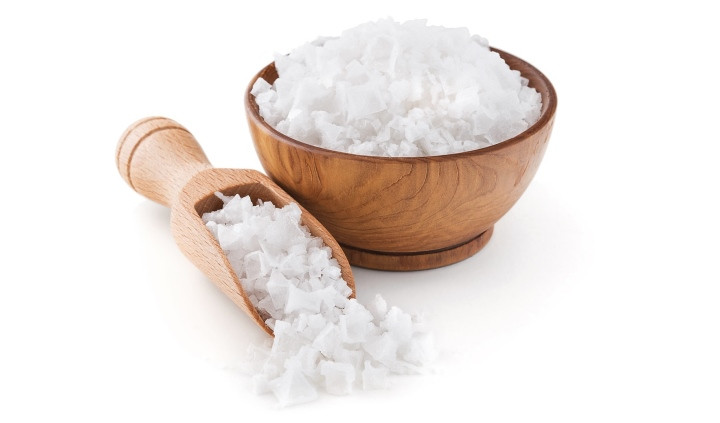 WHO cảnh báo ăn nhiều muối làm tăng huyết áp, yếu tố nguy cơ hàng đầu gây ra các bệnh tim mạch. Ảnh: salmarim WHO cảnh báo ăn nhiều muối làm tăng huyết áp, yếu tố nguy cơ hàng đầu gây ra các bệnh tim mạch. Ảnh: salmarim