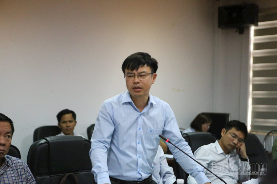 Phó Chủ tịch UBND huyện Đắk R’lấp Trần Công Dũng nhấn mạnh tuyên truyền, vận động là giải pháp hàng đầu trong công tác giải phóng mặt bằng thực hiện các dự án Phó Chủ tịch UBND huyện Đắk R’lấp Trần Công Dũng nhấn mạnh tuyên truyền, vận động là giải pháp hàng đầu trong công tác giải phóng mặt bằng thực hiện các dự án