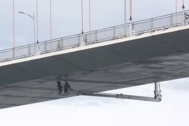 'Biệt đội' chăm sóc những cây cầu - Ảnh 4.