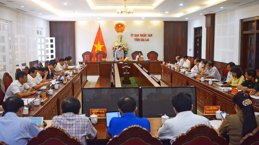 Quang cảnh hội nghị sơ kết đánh giá tình hình triển khai thực hiện các Chương trình mục tiêu quốc gia giai đoạn 2021-2025 trên địa bàn tỉnh. Ảnh: Minh Nguyễn