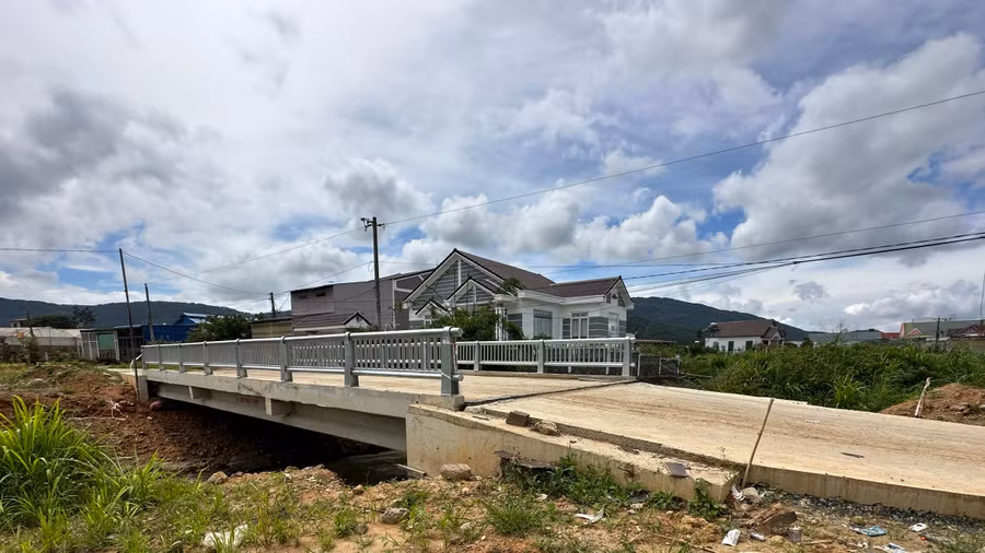 Tỉnh Lâm Đồng đang đẩy nhanh tiến độ dự án hồ chứa nước Ta Hoét (thôn K’rèn, xã Hiệp An, huyện Đức Trọng). Ảnh: ĐOÀN KIÊN