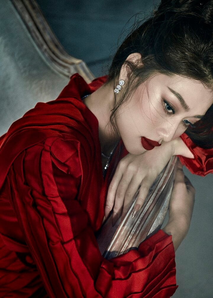 Sau khi khép lại nhiệm kỳ, Đoàn Thiên Ân vẫn tích cực tham gia các hoạt động nghệ thuật cũng như các hoạt động vì cộng đồng.