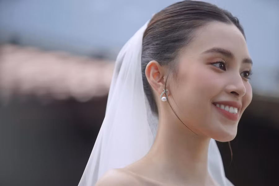 Hoa hậu Tiểu Vy khoe nhan sắc đỉnh cao trong loạt ảnh mới ảnh 6