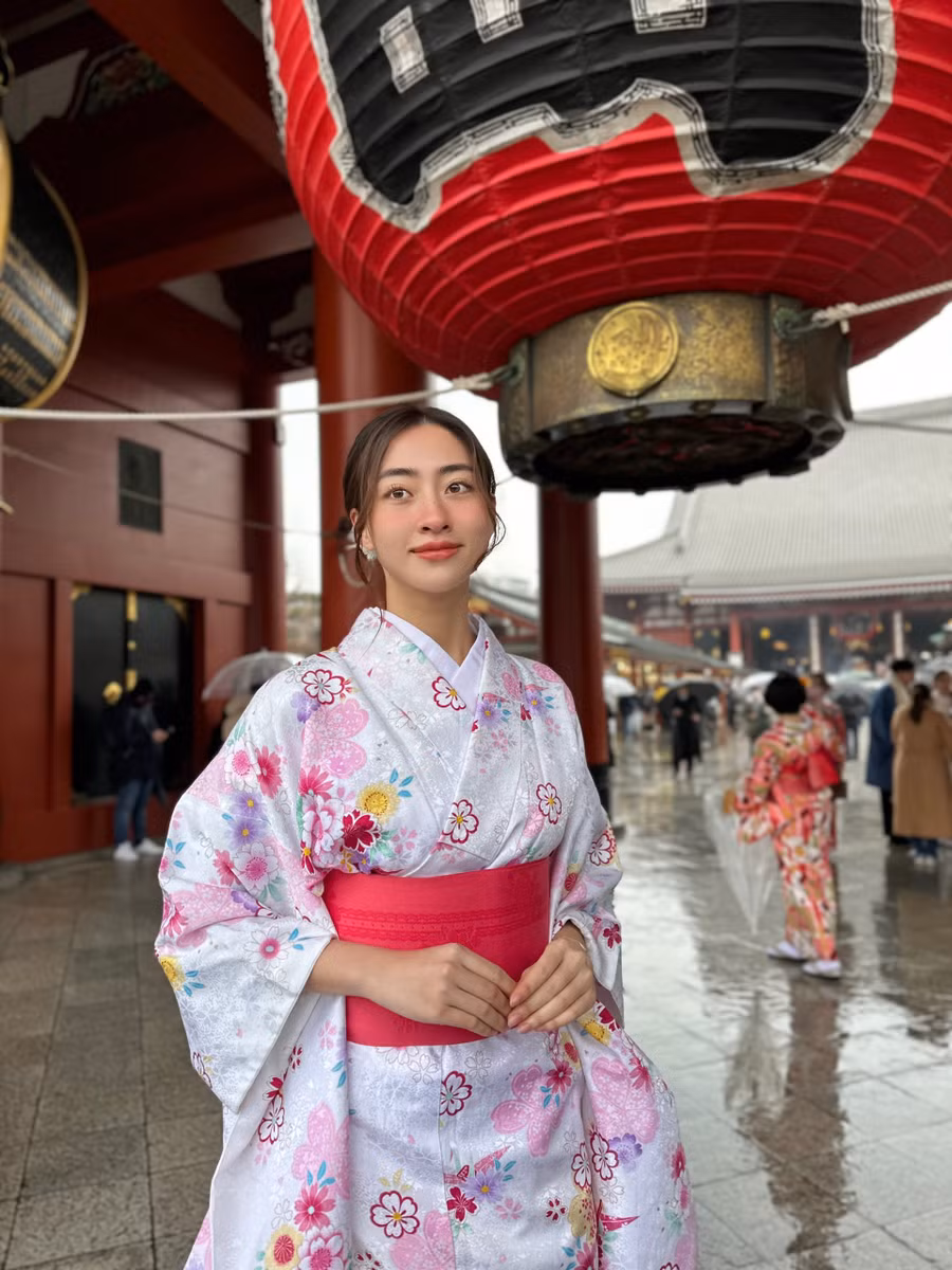 Trong những ngày đầu tiên đặt chân tới Nhật Bản, đã lựa chọn bộ trang phục truyền thống của đất nước mặt trời mọc. Ảnh: Nhân vật cung cấp