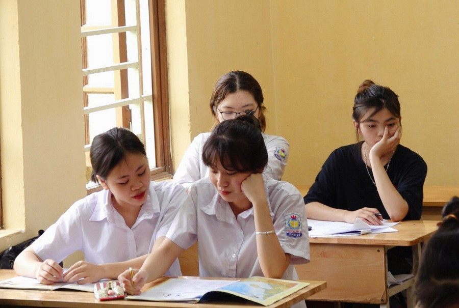 Nhiều trường sử dụng học bạ như một phương thức xét tuyển đại học. Ảnh minh họa: Thiều Trang