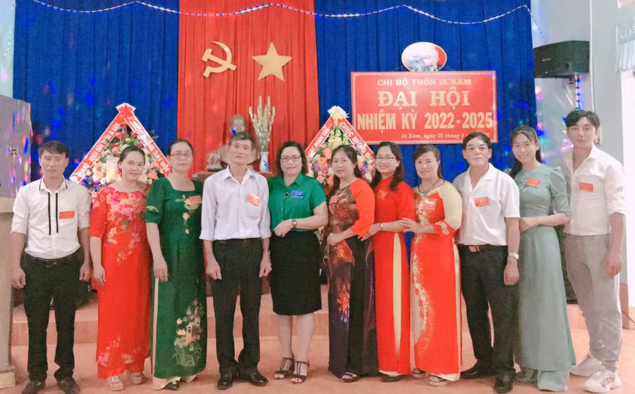 Chất lượng đội ngũ cơ sở được nâng lên qua các kỳ đại hội Chi bộ. Ảnh: Thanh Nhật