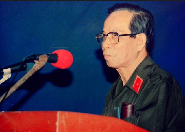 Ông Ba Quốc, người trực tiếp phụ trách tình báo công nghiệp và tình báo ngoài nước những năm 1990 Ông Ba Quốc, người trực tiếp phụ trách tình báo công nghiệp và tình báo ngoài nước những năm 1990