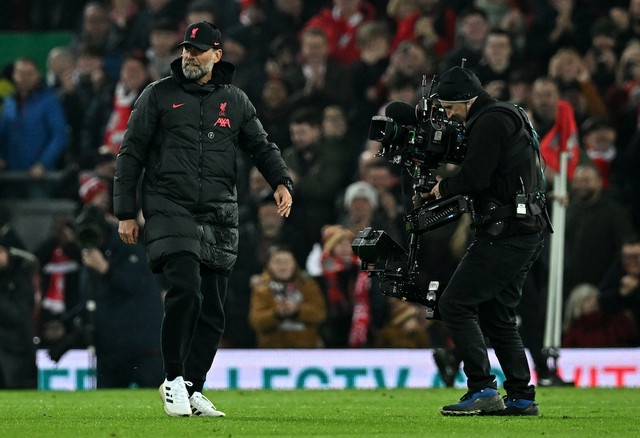 HLV Klopp tạm giải tỏa được áp lực. Ảnh: AFP HLV Klopp tạm giải tỏa được áp lực. Ảnh: AFP