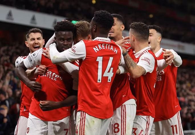 Niềm vui ngắn ngủi của Arsenal