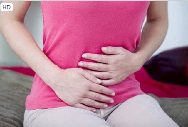 Ăn quá nhiều trái cây có thể gây rối loạn tiêu hóa và đầy hơi. Ảnh: Shutterstock Ăn quá nhiều trái cây có thể gây rối loạn tiêu hóa và đầy hơi. Ảnh: Shutterstock