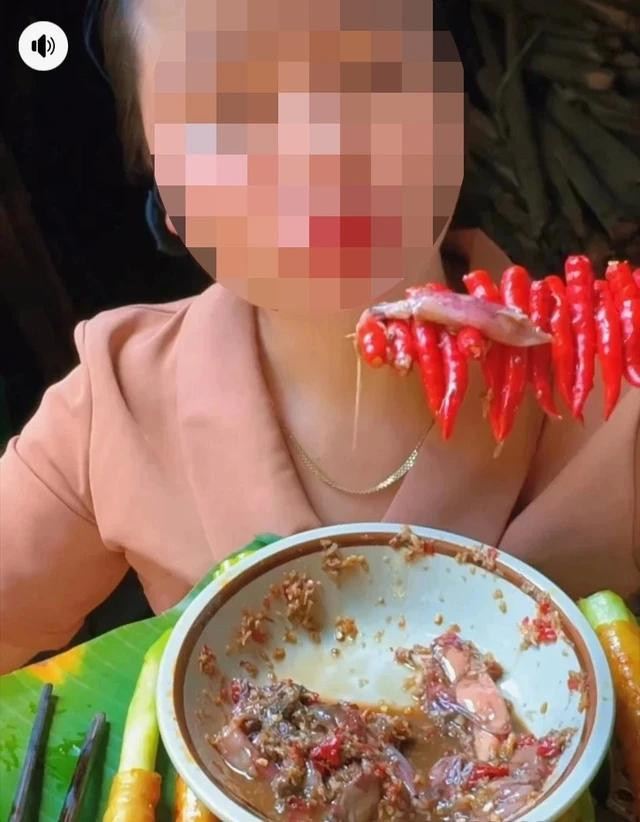 T.C.B chuyên bán các loại mắm miền Trung nhưng lên xu hướng nhờ ăn… ớt T.C.B chuyên bán các loại mắm miền Trung nhưng lên xu hướng nhờ ăn… ớt