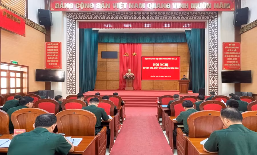 Quang cảnh hội nghị. Ảnh: Q.V