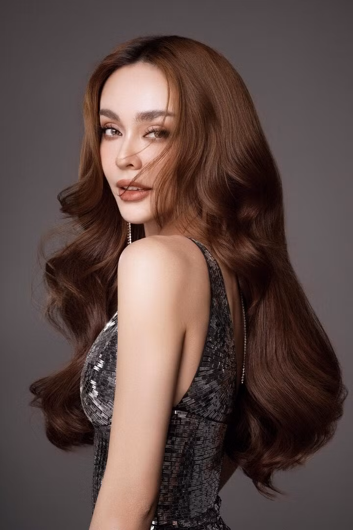 MLee bất ngờ tham gia cuộc thi Miss Universe 2024.