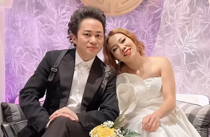 Màn tương tác của Hà Trần và Tùng Dương cho thấy cả hai nghệ sĩ đã bỏ qua vụ hiểu lầm, ồn ào có liên quan đến ca khúc nhạc phim "Mai" của Trấn Thành.