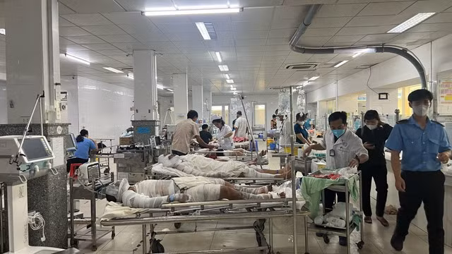 Thời điểm Bệnh viện đa khoa tỉnh Bình Dương tiếp nhận các công nhân bị bỏng