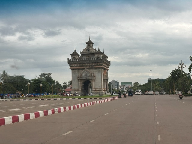 Khải Hoàn Môn. Khải Hoàn Môn.