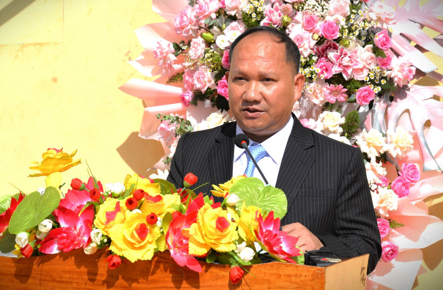 Phó Bí thư Tỉnh ủy Rah Lan Chung phát biểu tại lễ ra mắt Lực lượng tham gia bảo vệ ANTT ở cơ sở. Ảnh: T.D